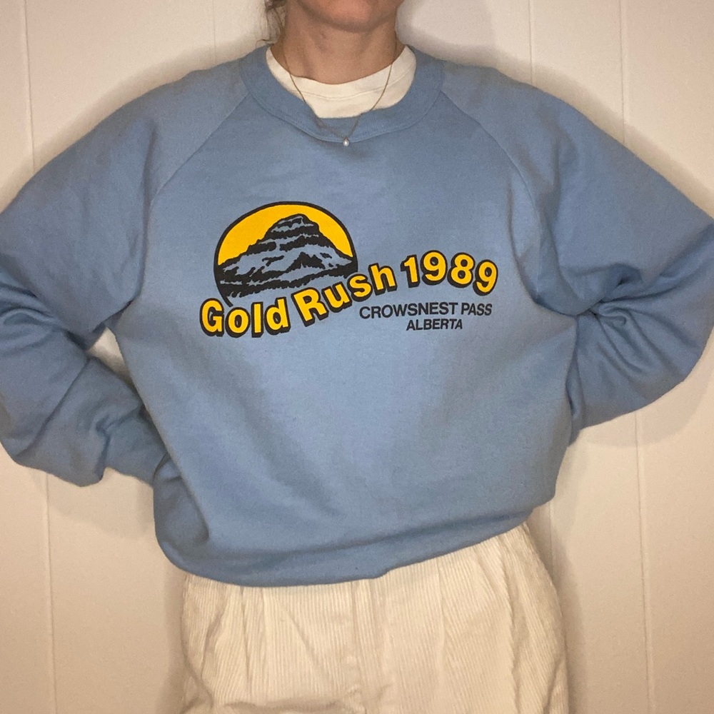 Vintage Blue Crewneck Sweater 80s Crowsnest Alberta